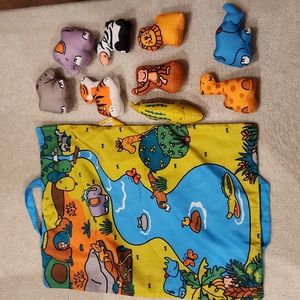 Animal play set